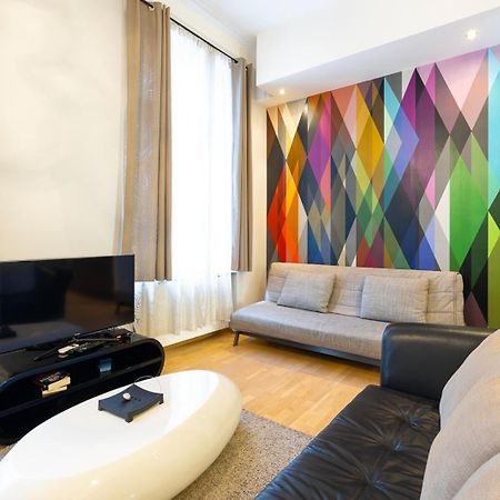 Luxury Apartment With Spacious Livingroom At Opera House Budapest Exterior photo